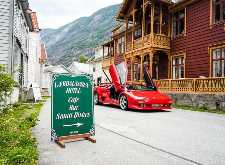 Laerdalsoren Motor Guesthouse Lærdalsøyri Extérieur photo